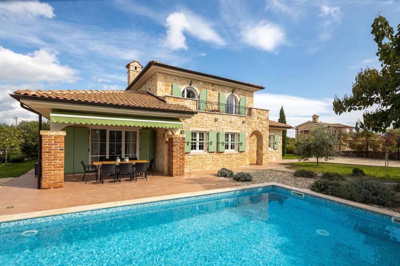 Villa Perla Vrh  Exterior photo